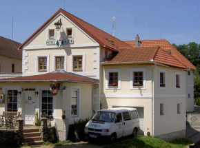Hotel Klor, Doudleby